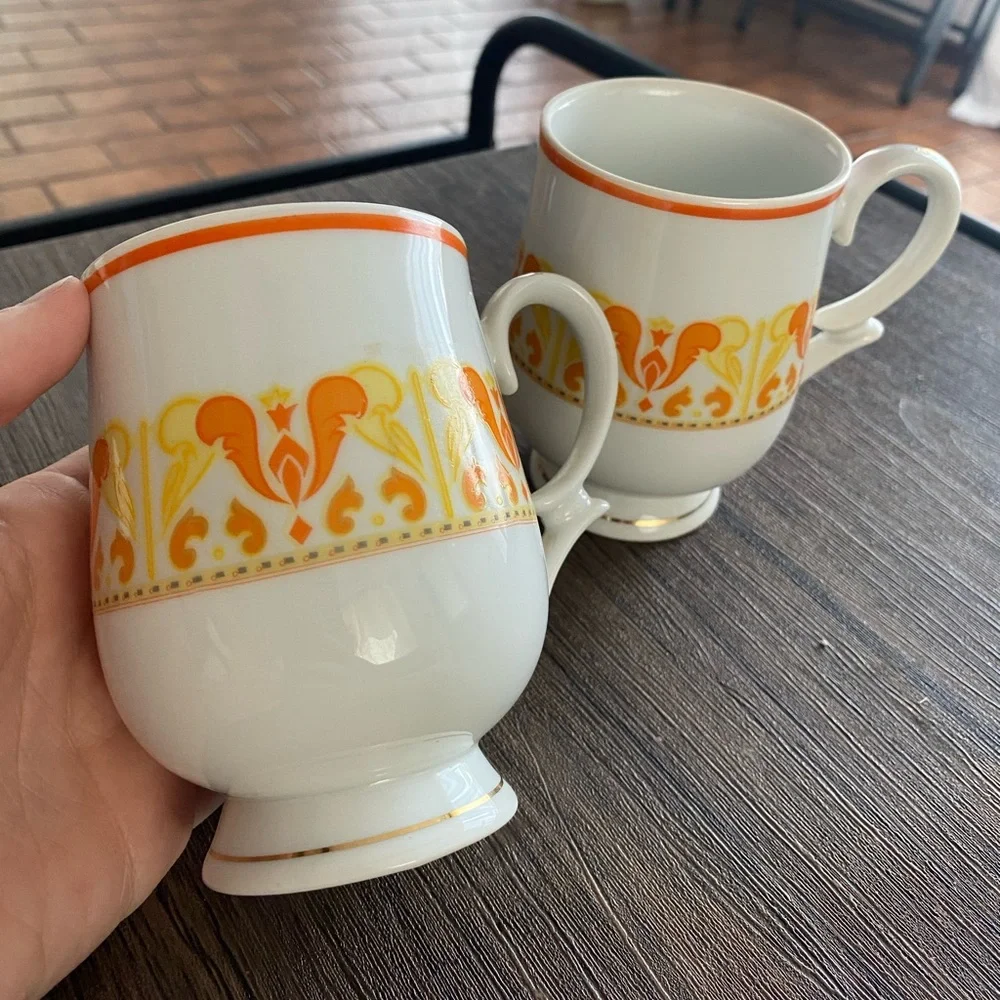 2 Porcelain Patterned Tea Cups - Picture 1 of 4